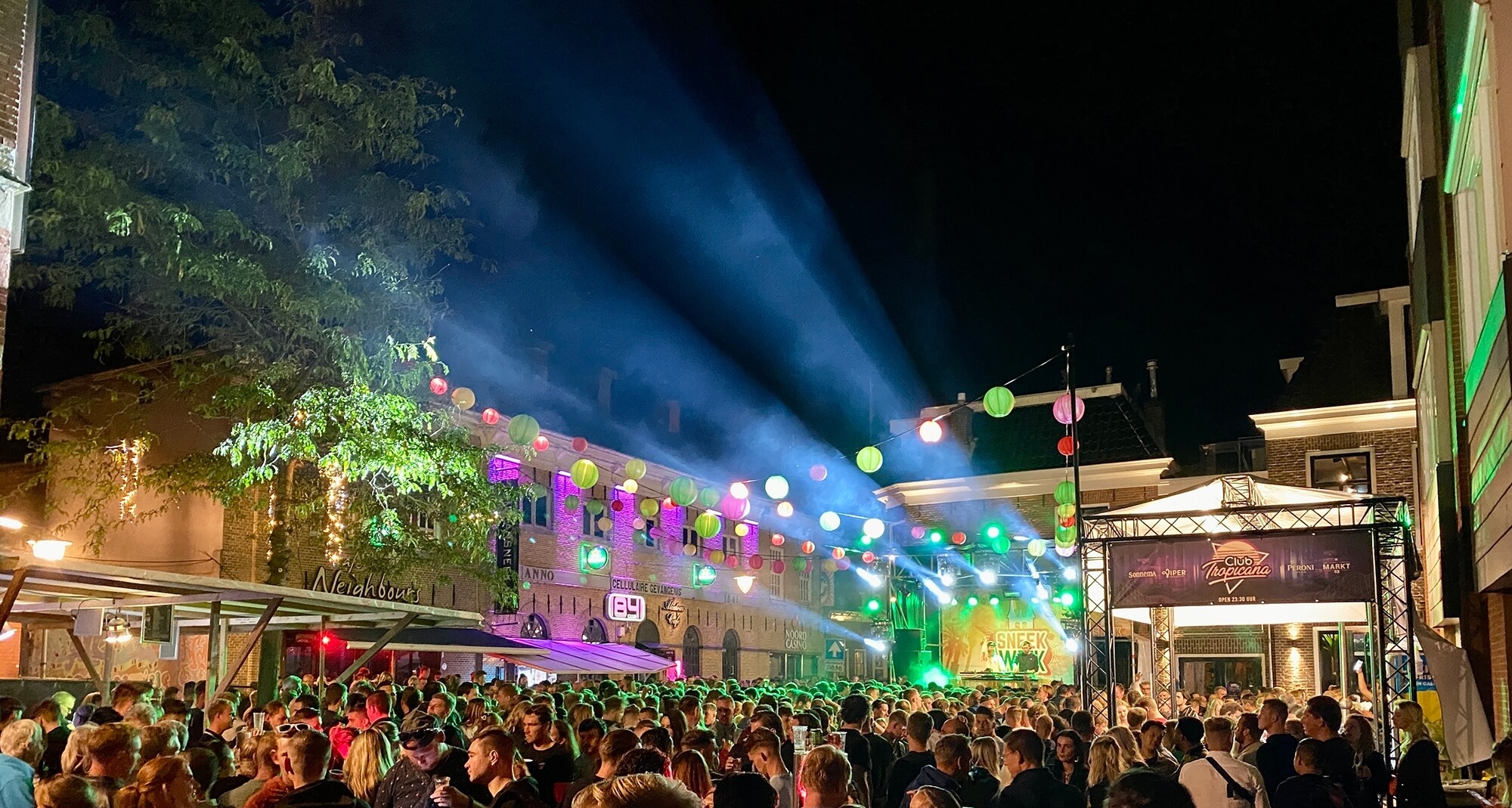 Lekker eten in Sneek - kleine-kerkstraat-sneekweek